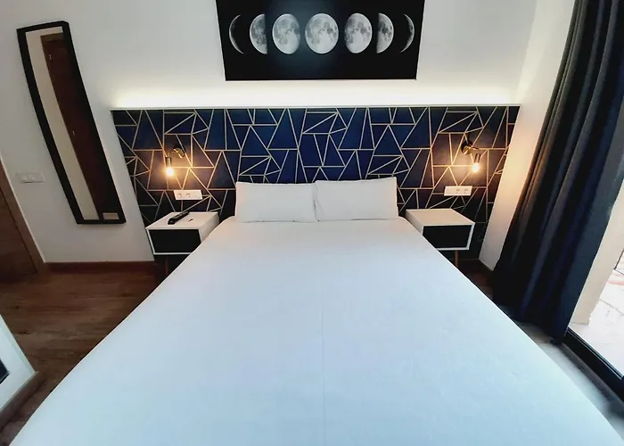 Hostal Laia By Gaiarooms Barcelona